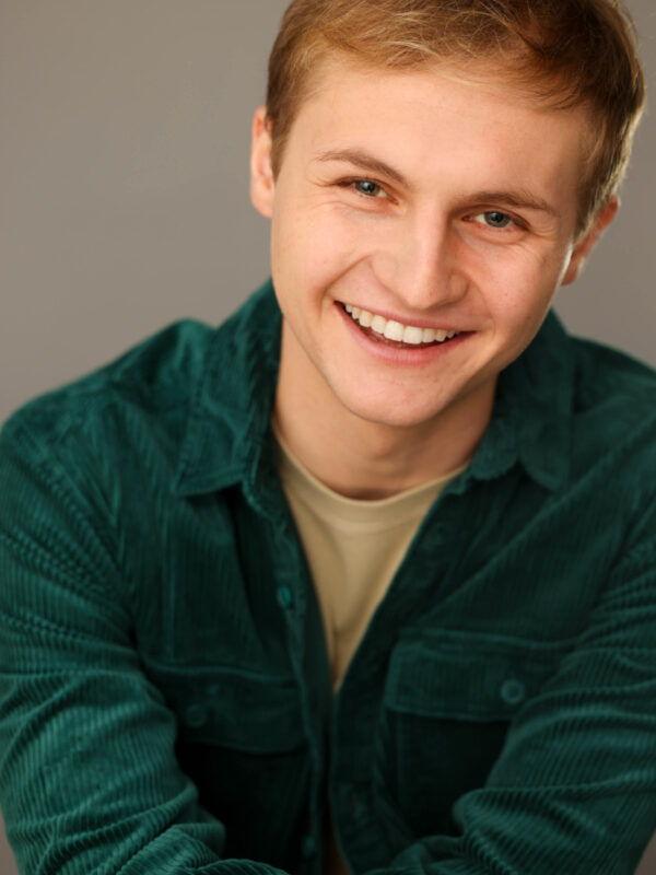 Henry Del Bello Headshot